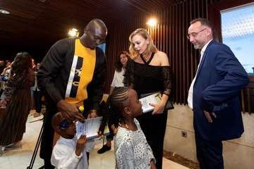  Las crónicas cotidianas de José Naranjo ganan el I Premio Saliou Traoré (Foto TA y EFE)